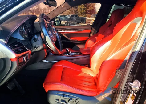 2015 BMW X6 M z USA, uszkodzony, nr VIN 5YMKW8C53F0G93906